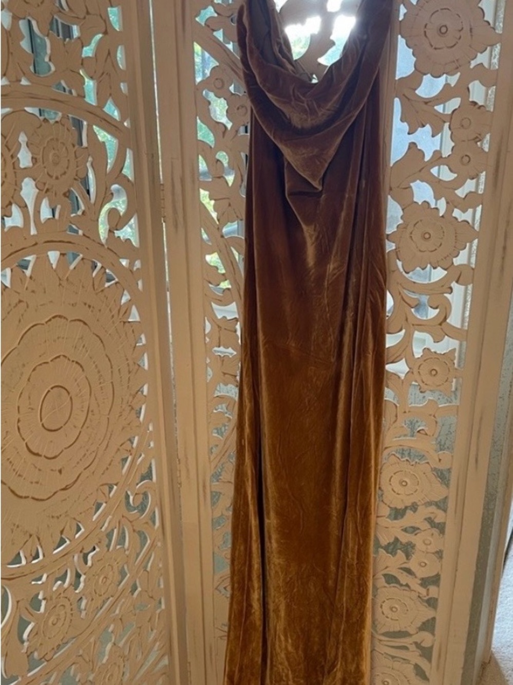 Reformation Strapless Velvet Gown Dress in Gold. Stunning ⭐️ - Picture 5 of 6